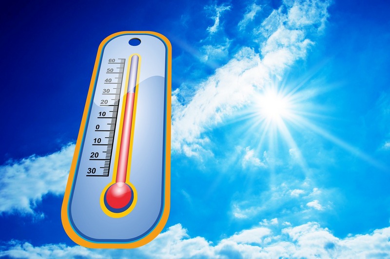 pixabay Bild Thermometer vor Himmel